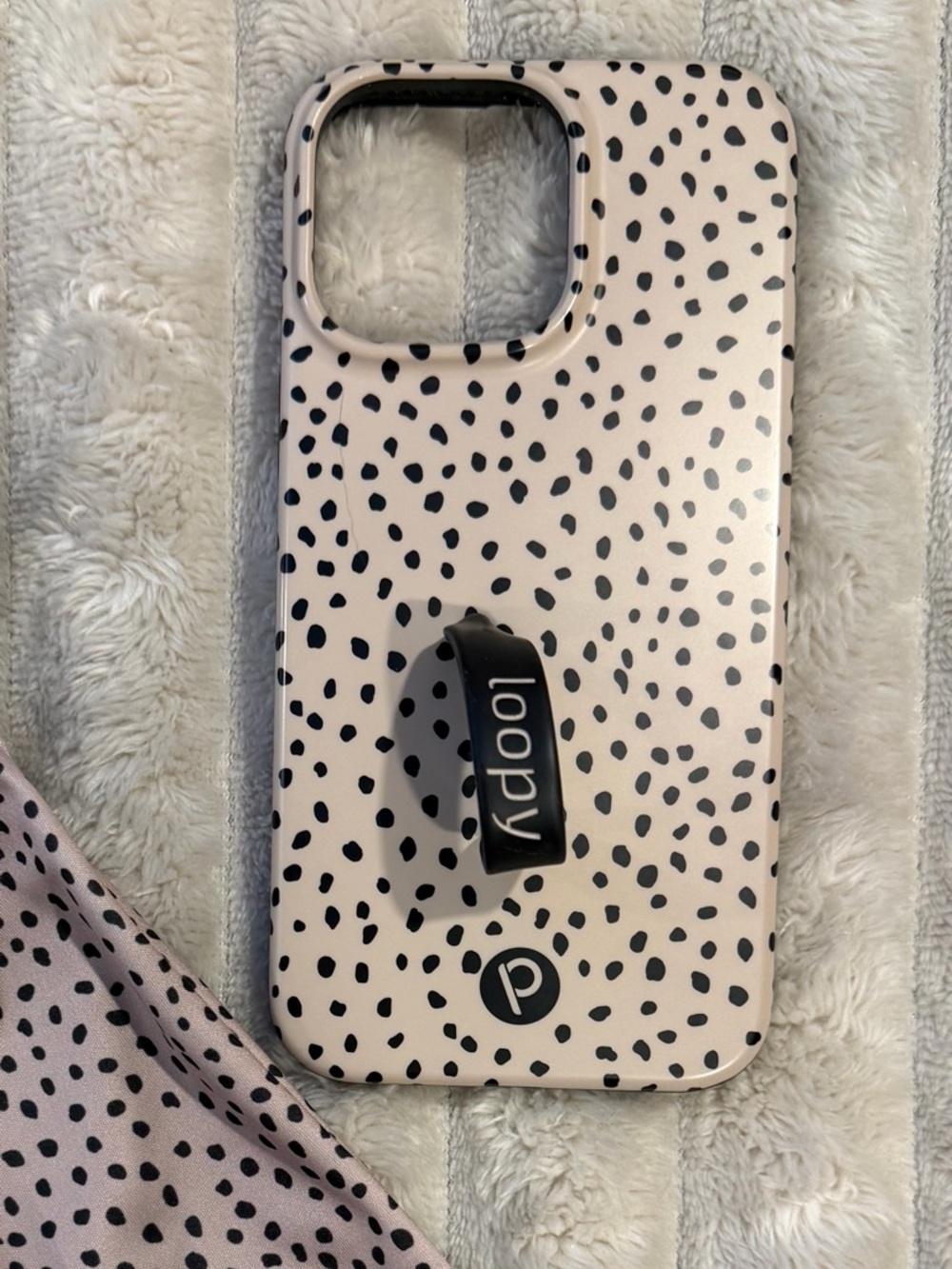 Loopy Case iPhone 14 Pro Max Tan w/ Black Dots Phone Case with loopy